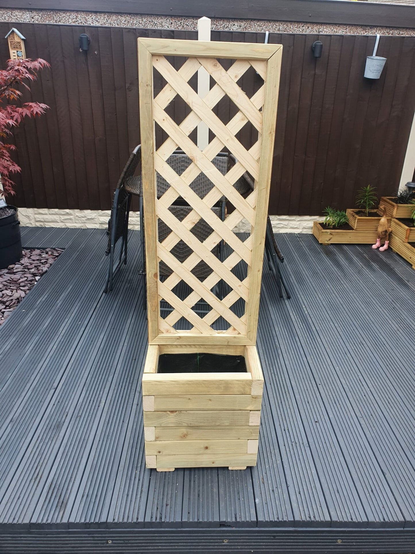 Treated Planter With 100cm Trellis