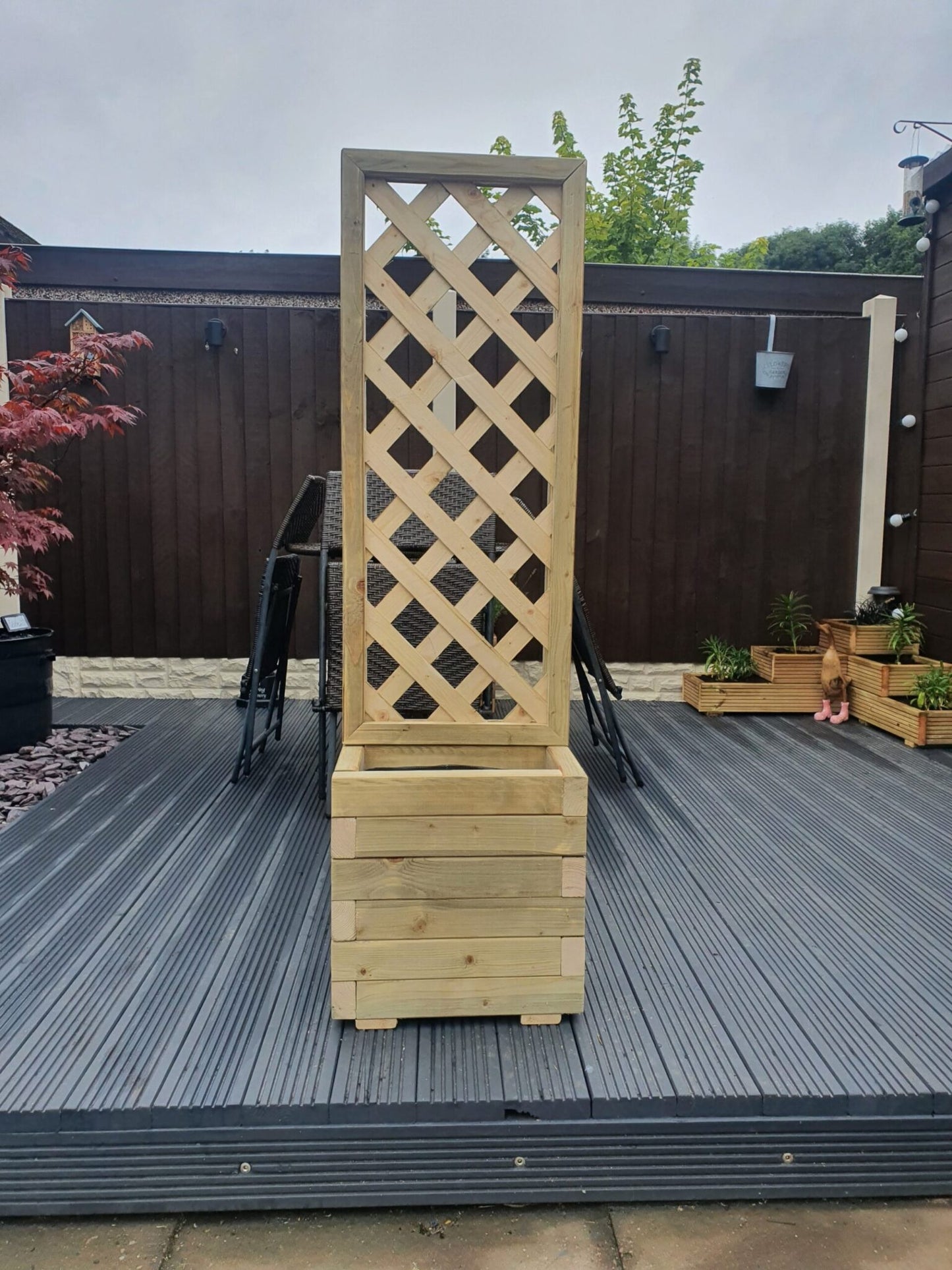 Treated Planter With 100cm Trellis