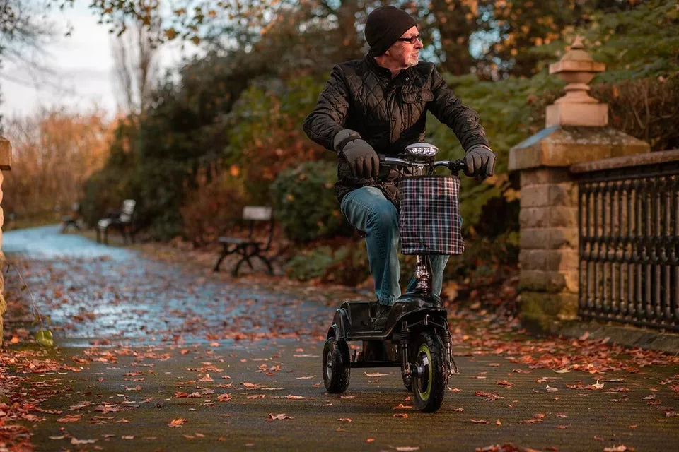 Folding 3 Wheel Electric Mobility Scooter With Seat